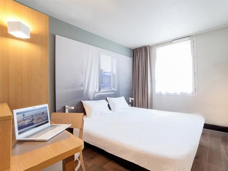 B&B Hotel Villeneuve Loubet Plage 외부 사진