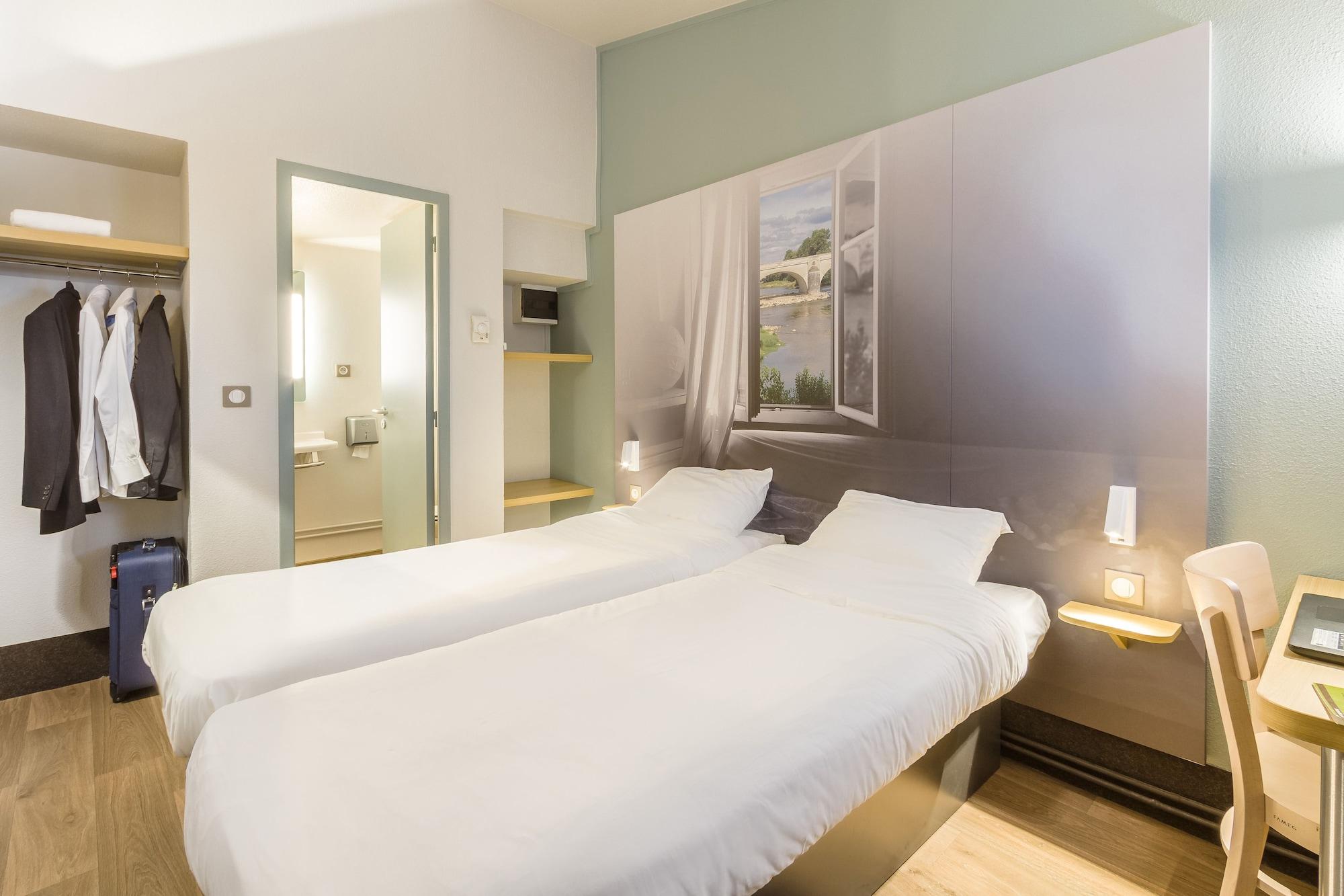 B&B Hotel Villeneuve Loubet Plage 외부 사진
