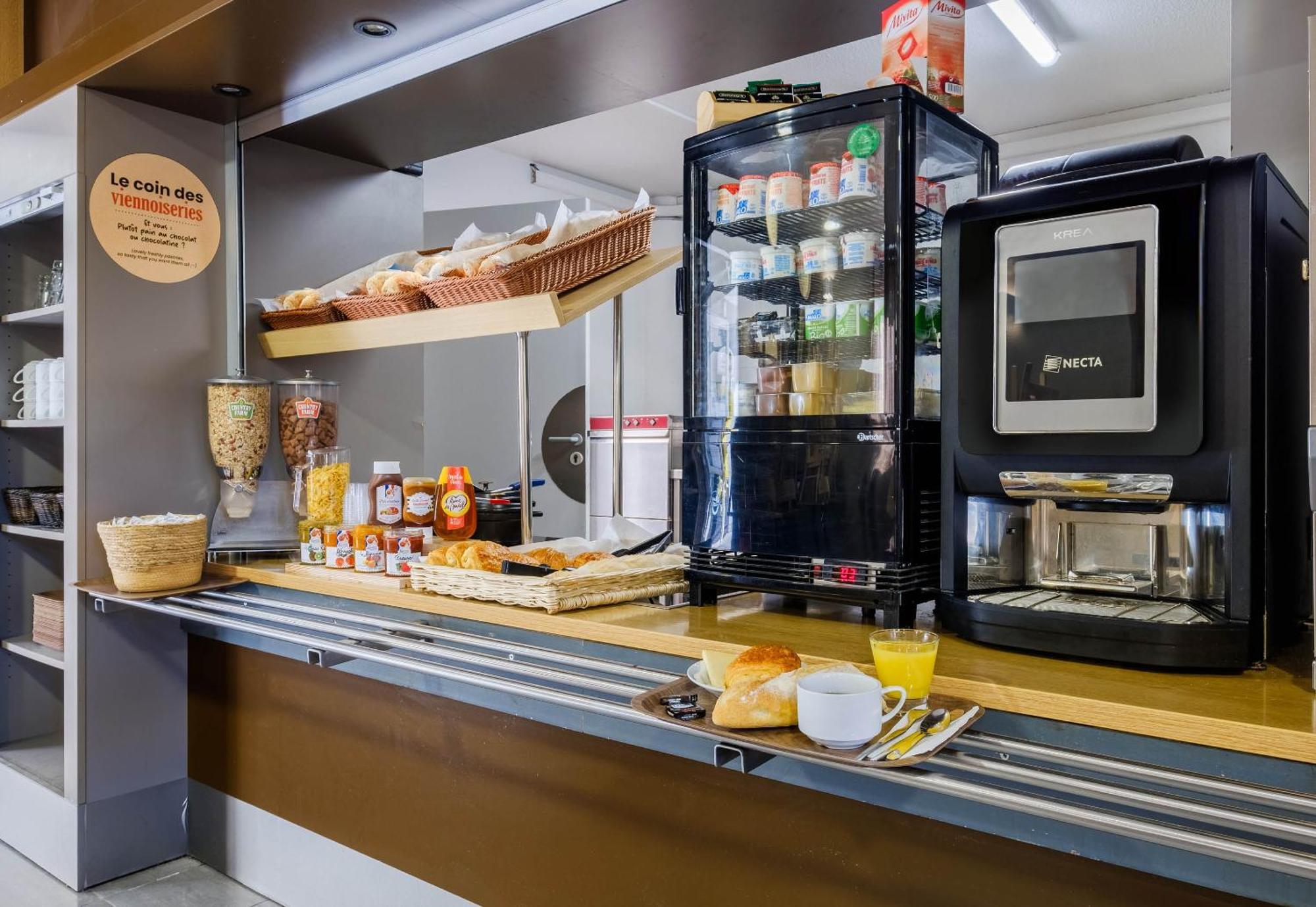 B&B Hotel Villeneuve Loubet Plage 외부 사진