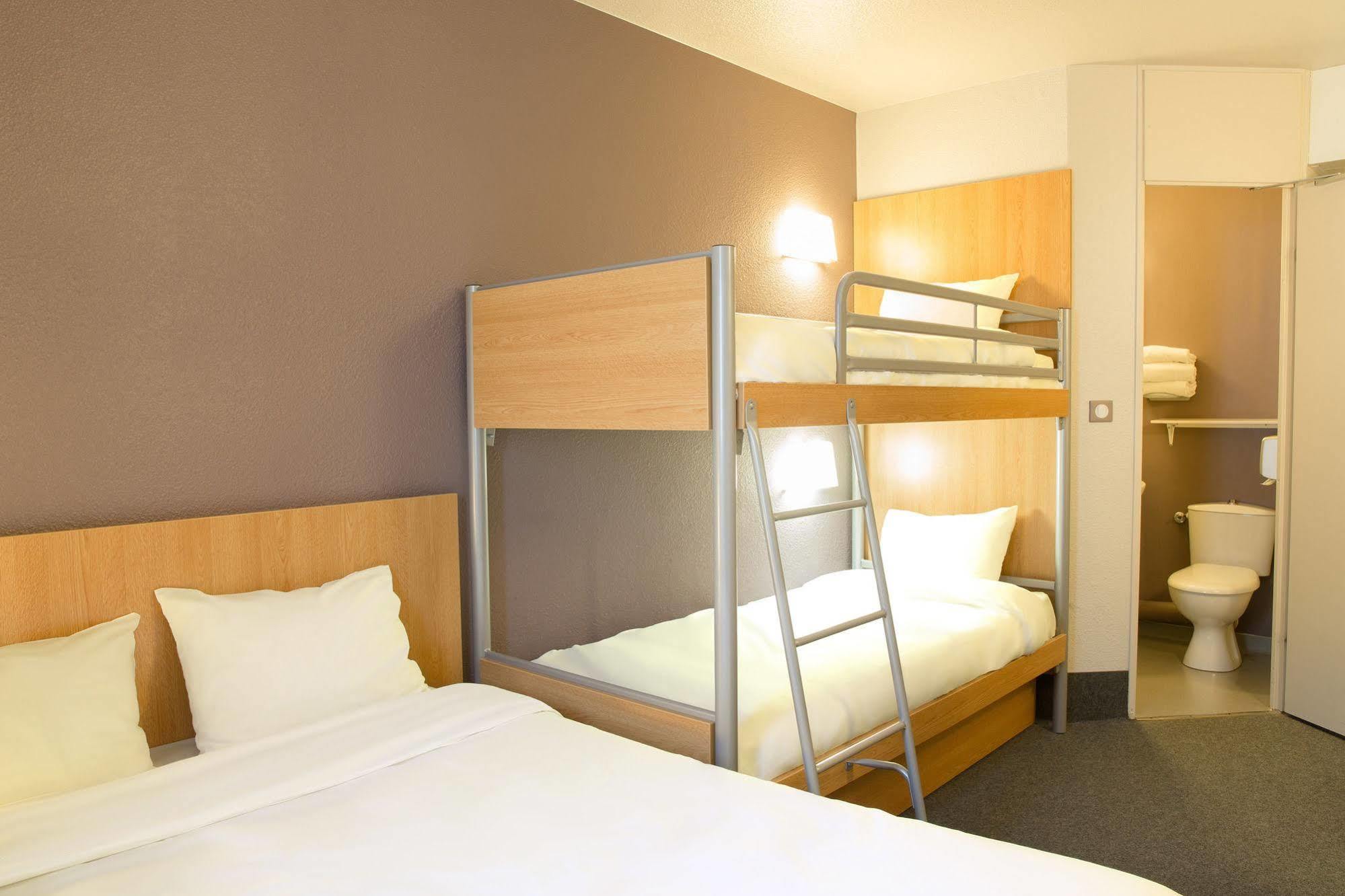 B&B Hotel Villeneuve Loubet Plage 외부 사진