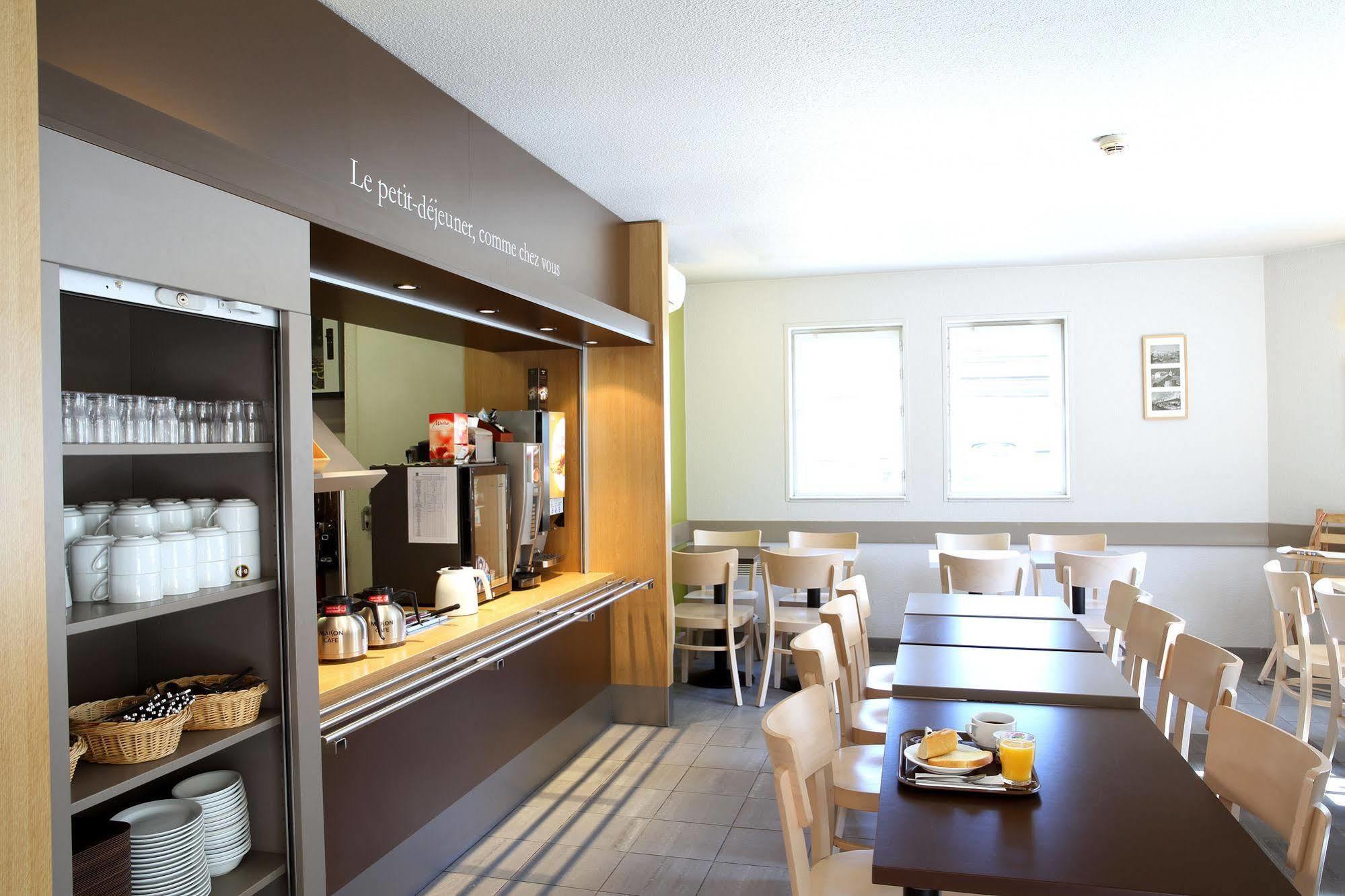 B&B Hotel Villeneuve Loubet Plage 외부 사진