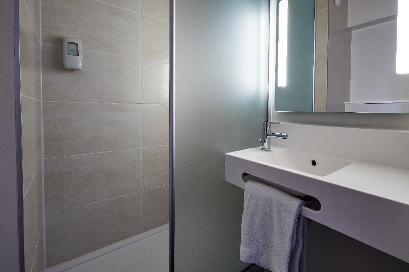 B&B Hotel Villeneuve Loubet Plage 외부 사진